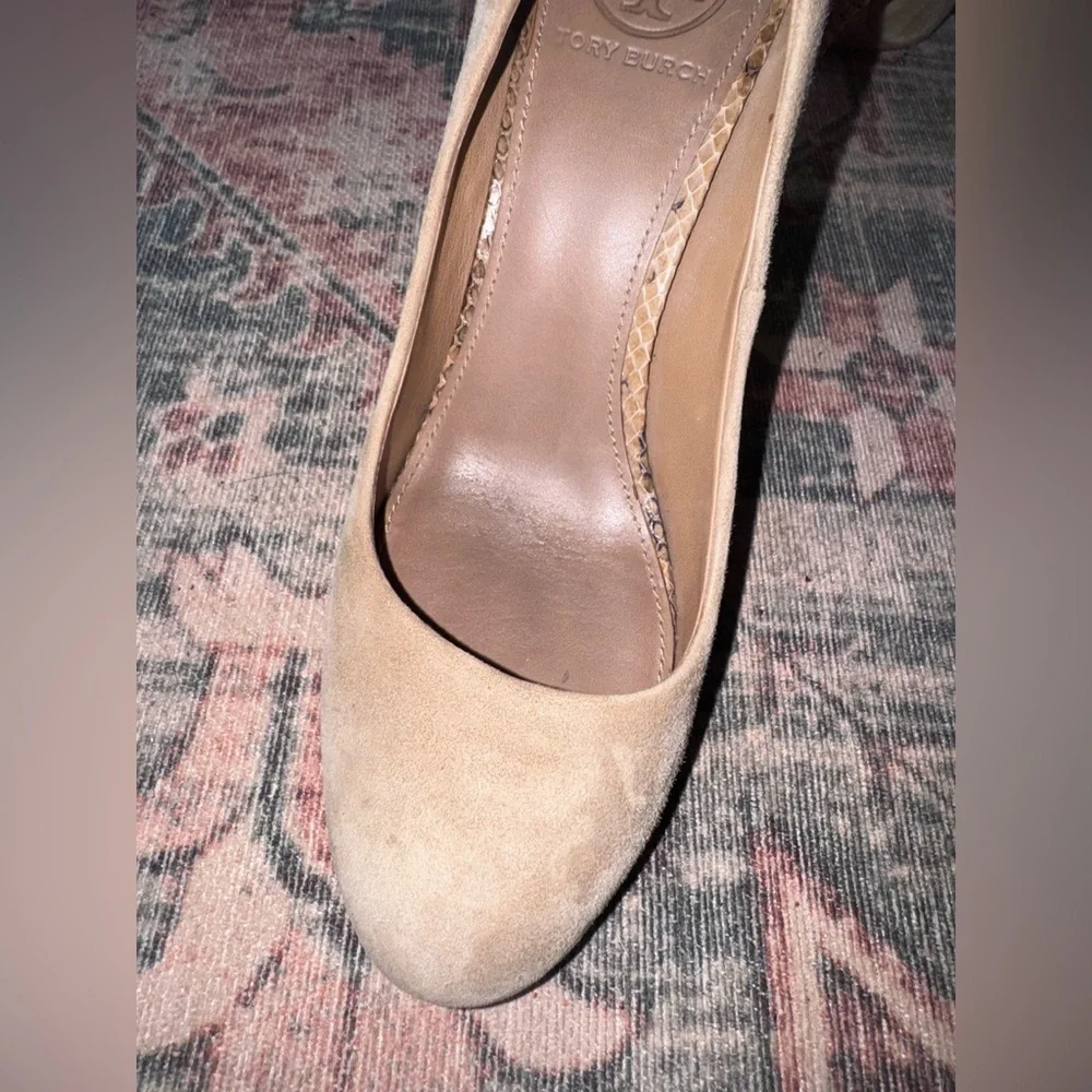 Taupe Tory Burch Mabel Suede Pumps with Snakeskin‎ Heel